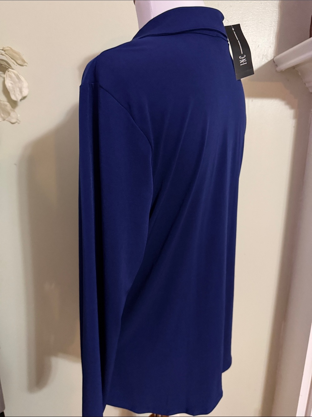 Navy Ruched Button-Front Long Sleeve Top - Picture 6 of 6